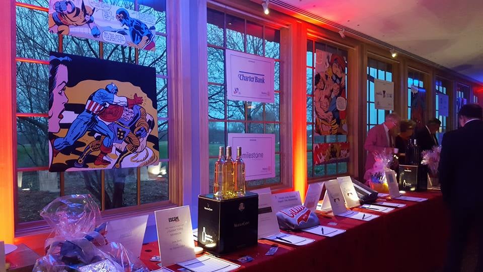 65 Best Silent Auction Items (and 13 Items to Avoid)